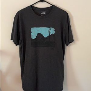 The North Face T-Shirt, size L